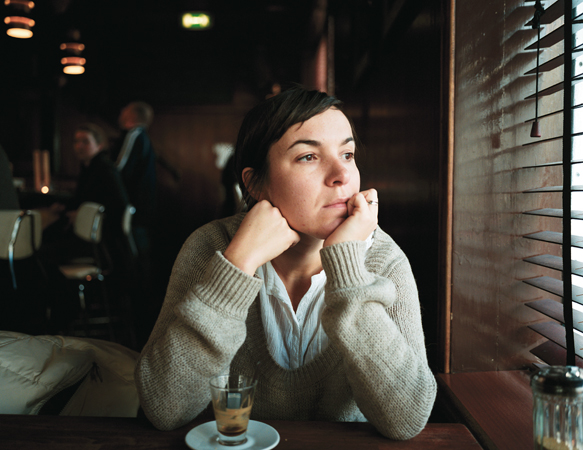 http://www.julienmagre.fr/files/gimgs/36_caroline.jpg